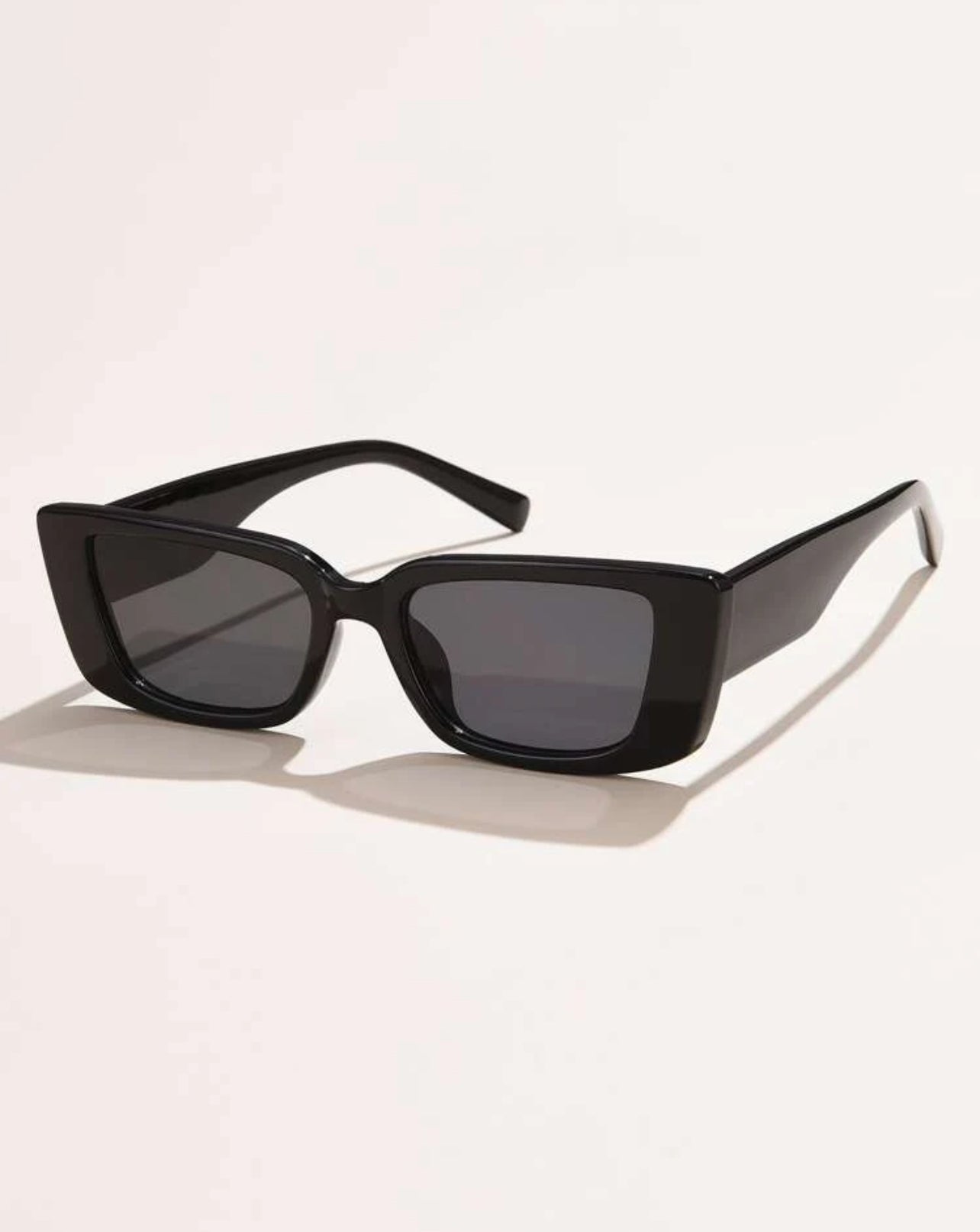 Casual fashion sunglasses